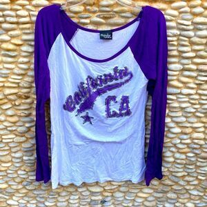 Popular Sports White & Purple California Logo Baseball Tee. Size Small. EUC!